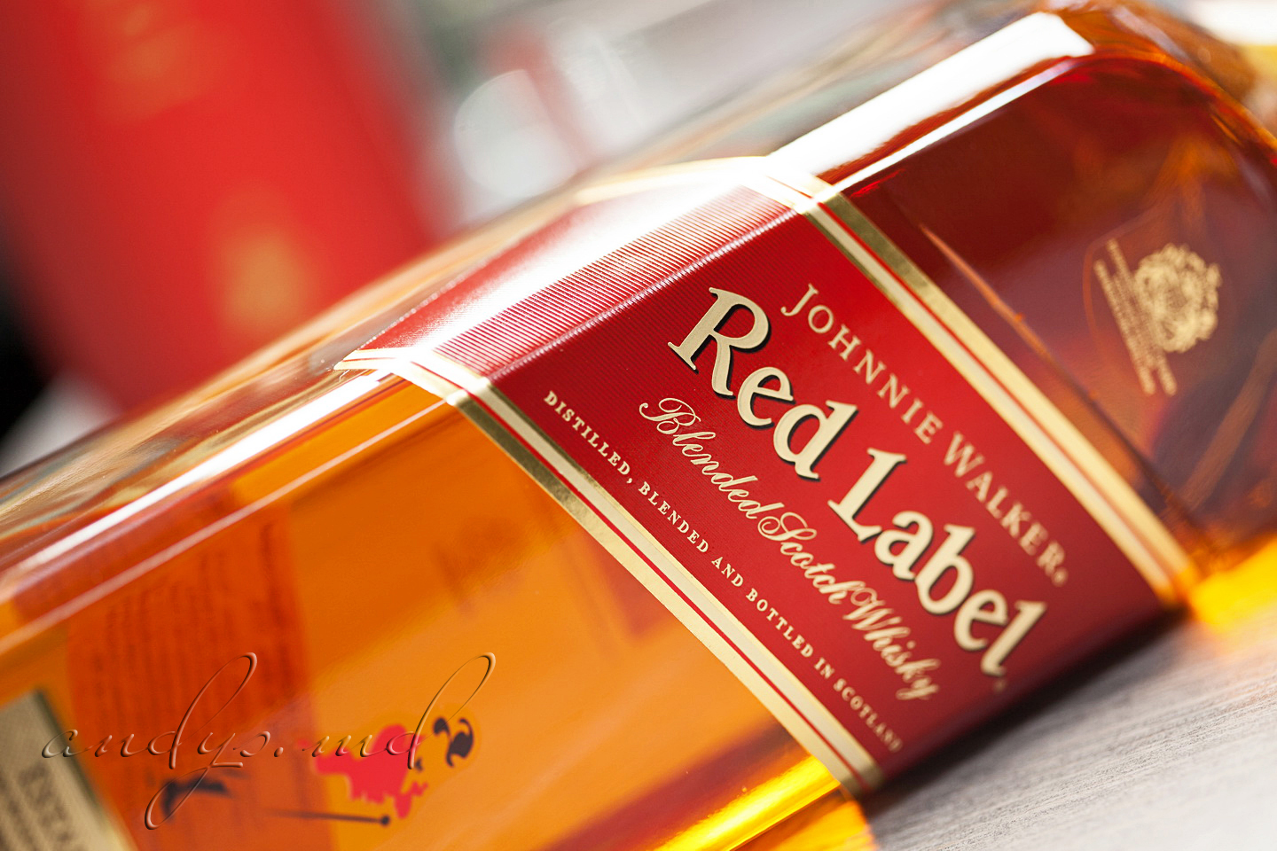 Red label. J.Walker Red Label. Johnnie Walker Red 40 мл. Джон Уокер красный. Шотландский виски ред.